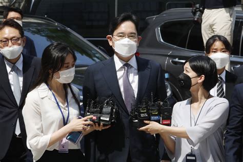 South Korea to pardon Samsung’s Lee, other corporate giants.
